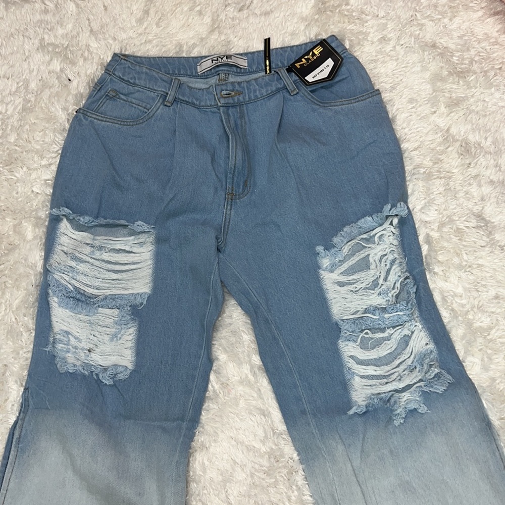 Colombian Jeans - Picture 15 of 17